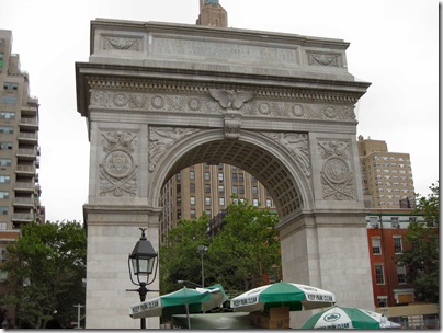 Washington-Square-Arch-05-29-2010